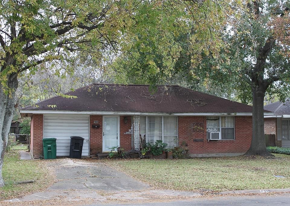 1st image of 5611 Laurel Creek Way