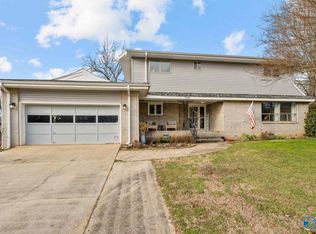 7600 Teal Dr SW, Huntsville, AL 35802