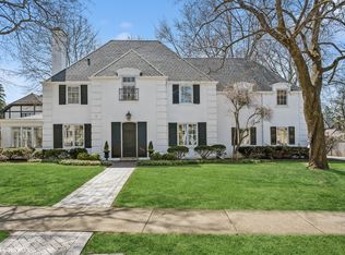 1937 Beechwood Ave, Wilmette, IL 60091