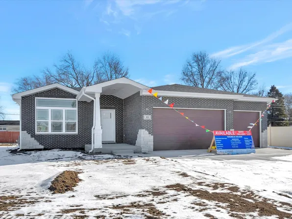 411 S Westgate Dr, Peotone, IL 60468