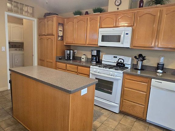 3rd image of 525 W El Norte Pkwy Space 120