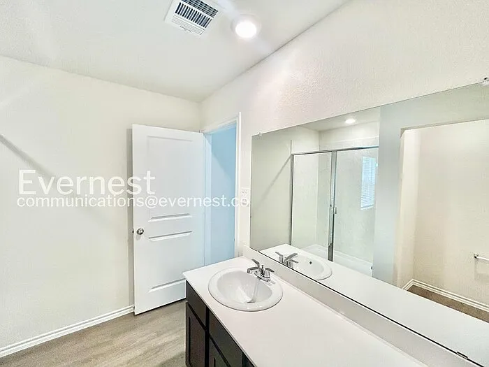 324 Wild Rye Cir — Photo 10