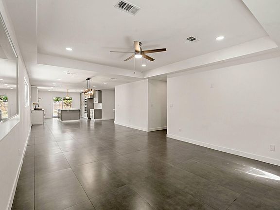 4th image of 5902 Reamer St