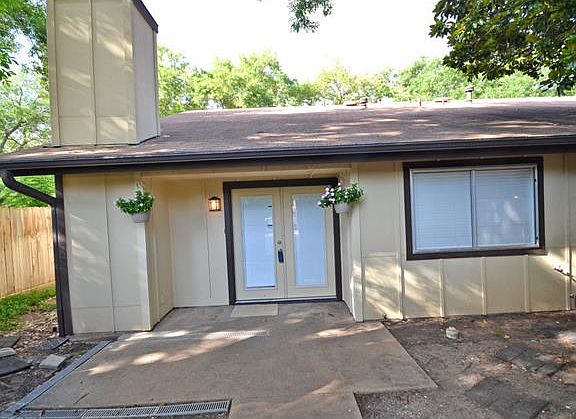 5th image of 1707 W Braker Ln #B