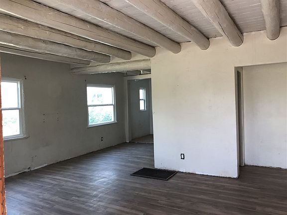 4th image of 1402 Santa Cruz Dr