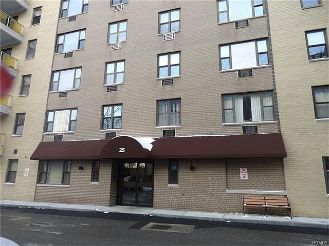 1st image of 25 Stewart Pl APT 418