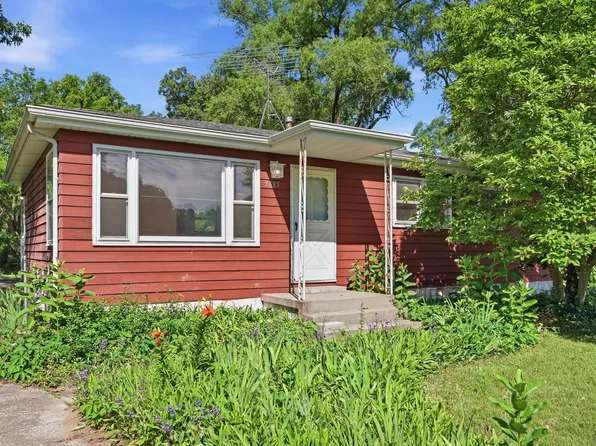 5885 Newport Ave, Portage, IN 46368