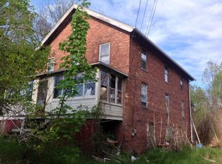 40 Red Schoolhouse Rd, Fishkill, NY 12524