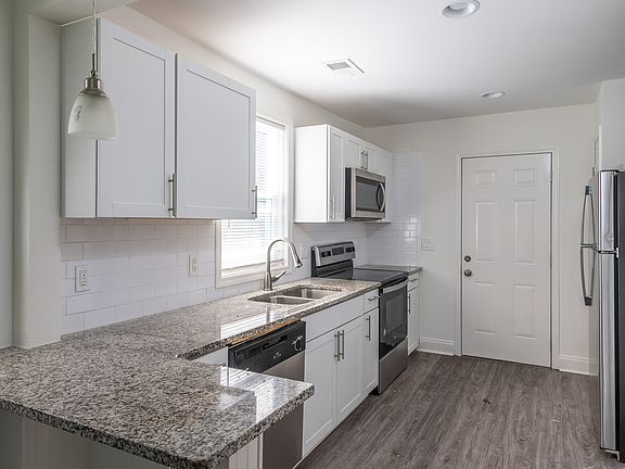 KH_2586LoghavenDr_Web-6248_09192023