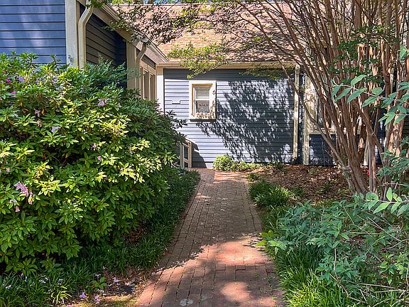 2nd image of 5809 Sentinel Dr