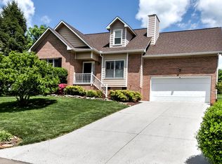 7904 Landon Park Way, Powell, TN 37849