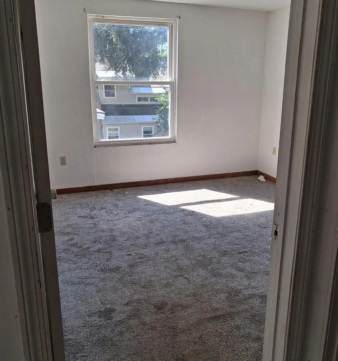 2 bed, $1,350 — Photo 4