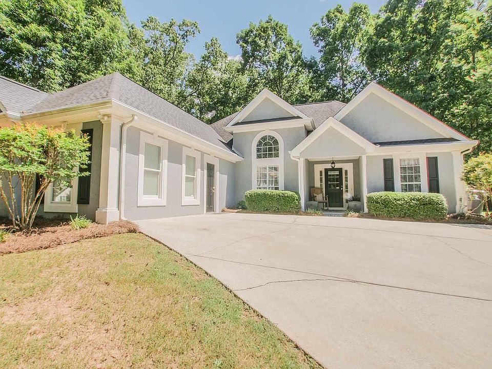 1st image of 553 Redwood Cir #56