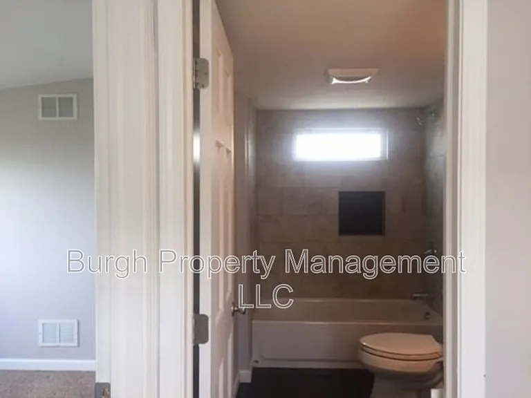 6 Regina St — Photo 10