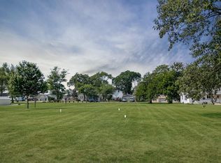 212 8th St SE, Demotte, IN 46310