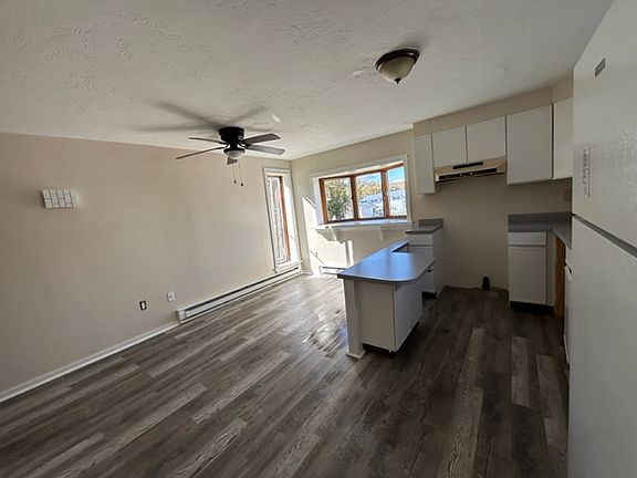 4th image of 903 Hill St #903