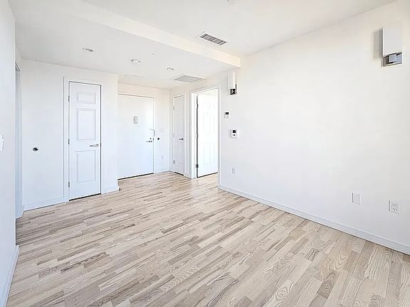4th image of 25-79 31st St #6D