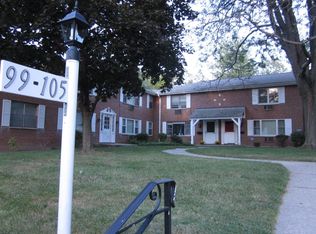 101 Shadow Ln #A, West Hartford, CT 06110