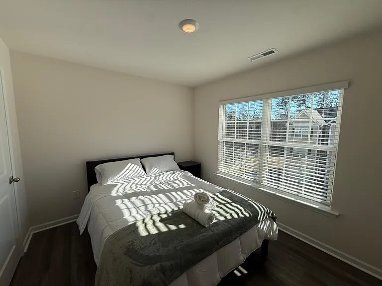 4153 Trevino Dr — Photo 26