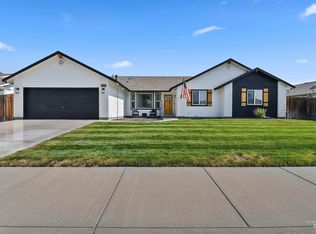 890 W Pennwood St, Meridian, ID 83642