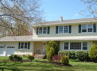 6 McNeile Dr, Parsippany, NJ 07054