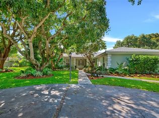 7012 SW 149th Ter, Palmetto Bay, FL 33158