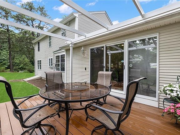 3rd image of 25 Catalpa Way
