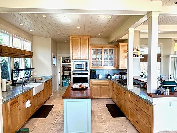 4th image of 860 Cofair Ct