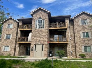 2871 Coral Ct APT 104, Coralville, IA