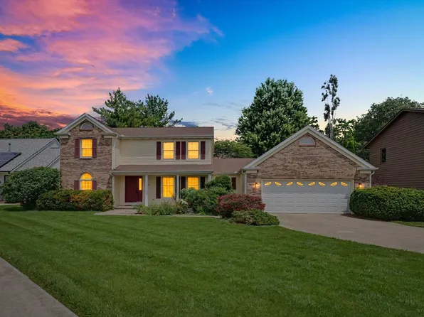2918 Robeson Park Dr, Champaign, IL 61822