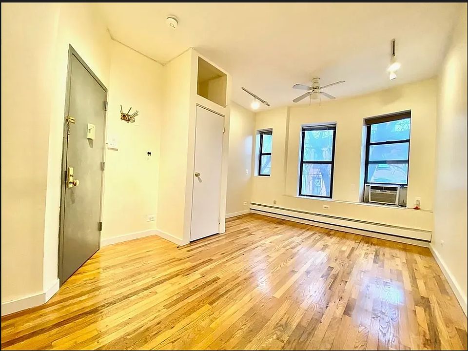 2nd image of 448 Bergen St APT 2A