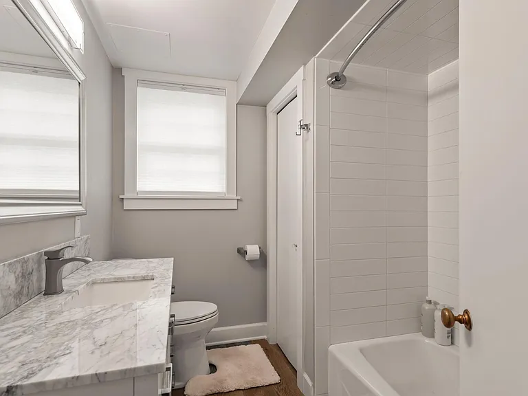 lower level bath