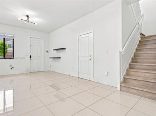 Hidden Lake Townhomes, Miami, FL 33186