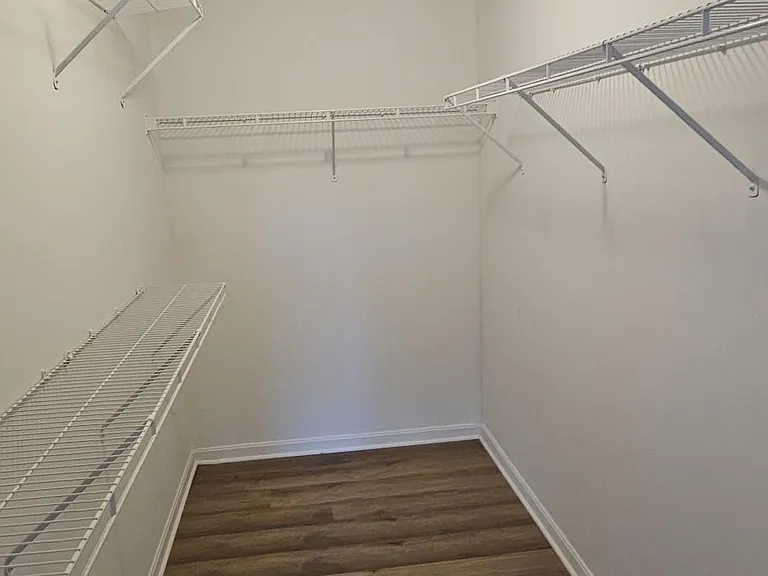 9395 Old Plainfield Rd #18 — Photo 12