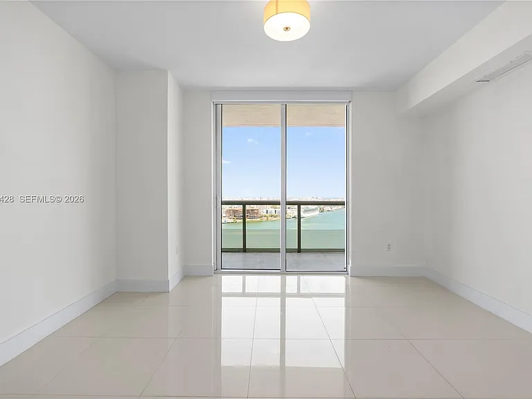 50 Biscayne Blvd #2604 — Photo 34