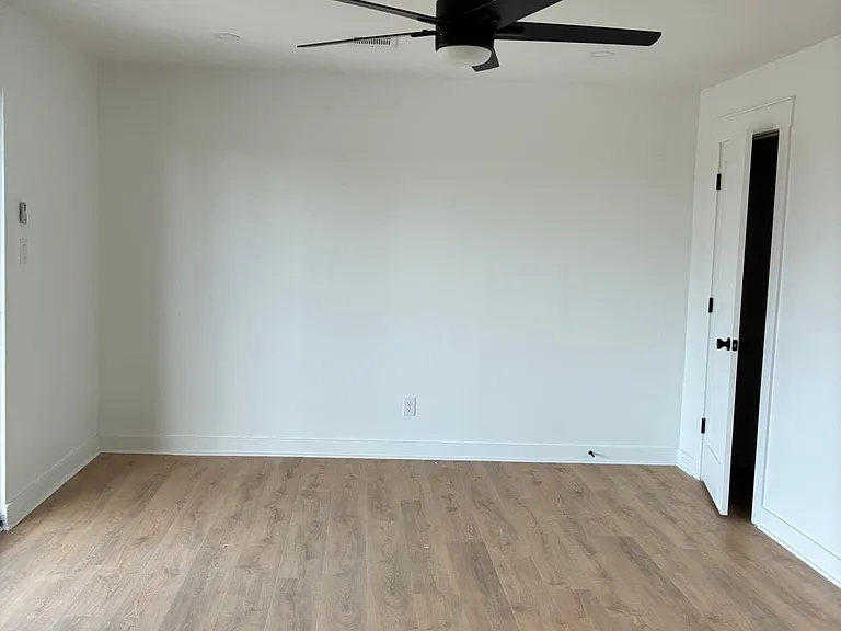 2189 Nixon Dr — Photo 15