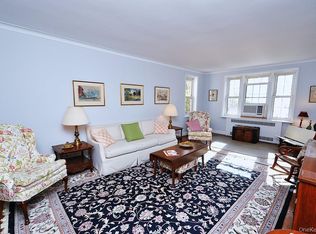 949 Palmer Rd #6H, Bronxville, NY 10708