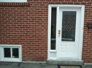 464 Sandford St, Newmarket, ON L3Y 4S7