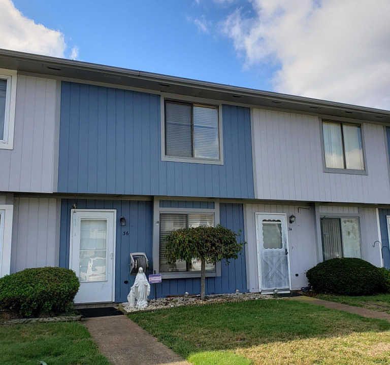 2nd image of 36 Creek Rd #276