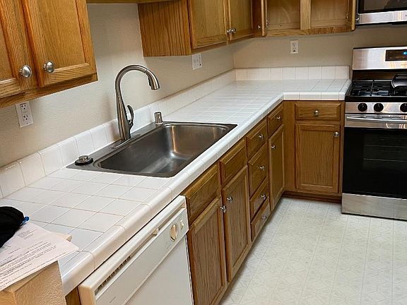 2nd image of 1400 El Camino Real APT 219