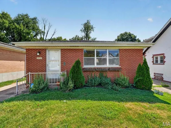4402 Tholozan Ave, Saint Louis, MO 63116