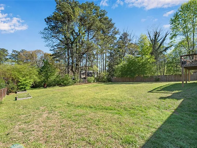 3941 Forest Dr — Photo 40