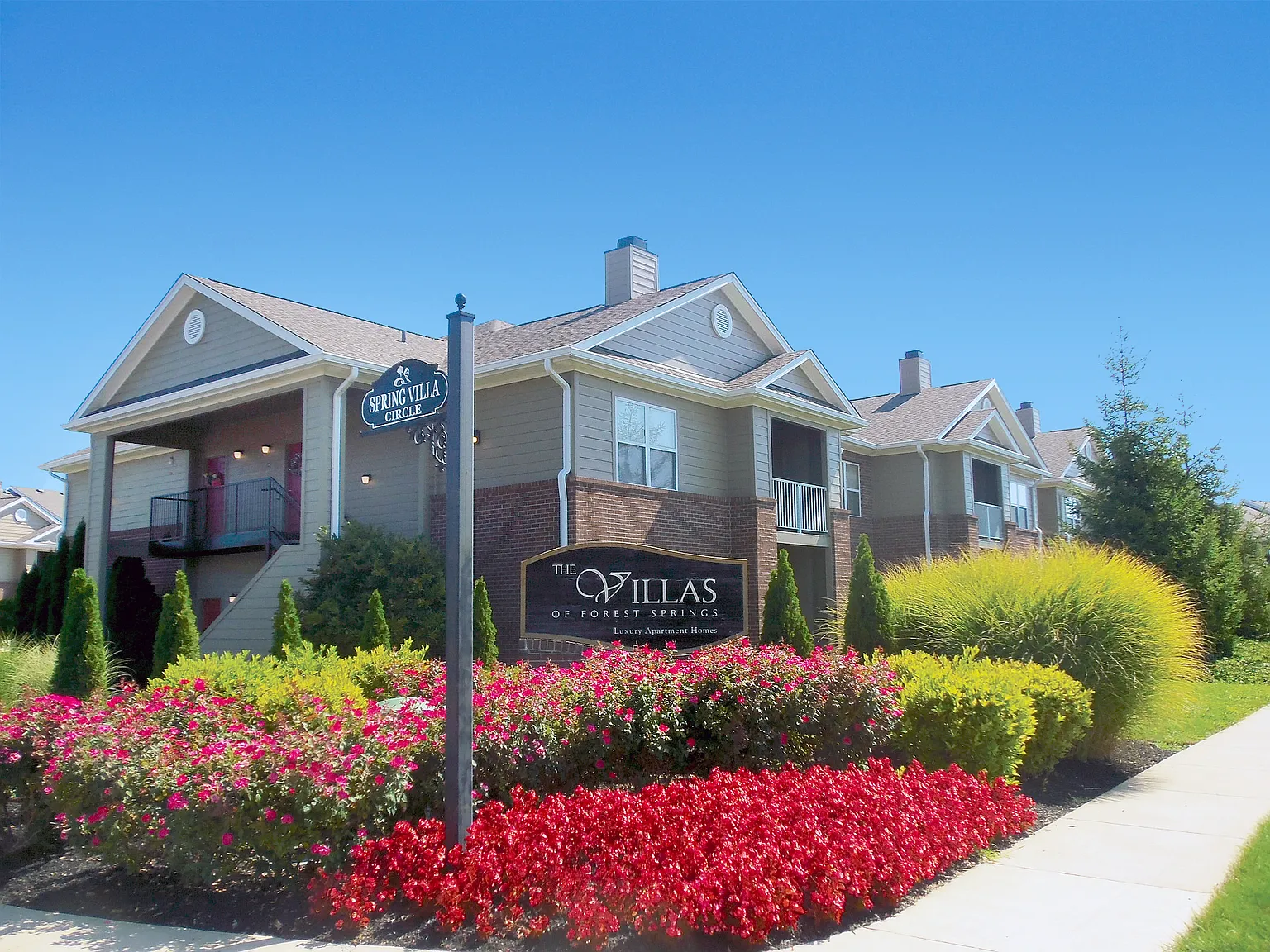 Villas of Forest Springs — Photo 1