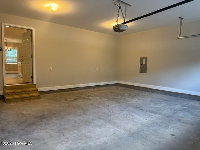 1050 W Indiana Ave — Photo 28