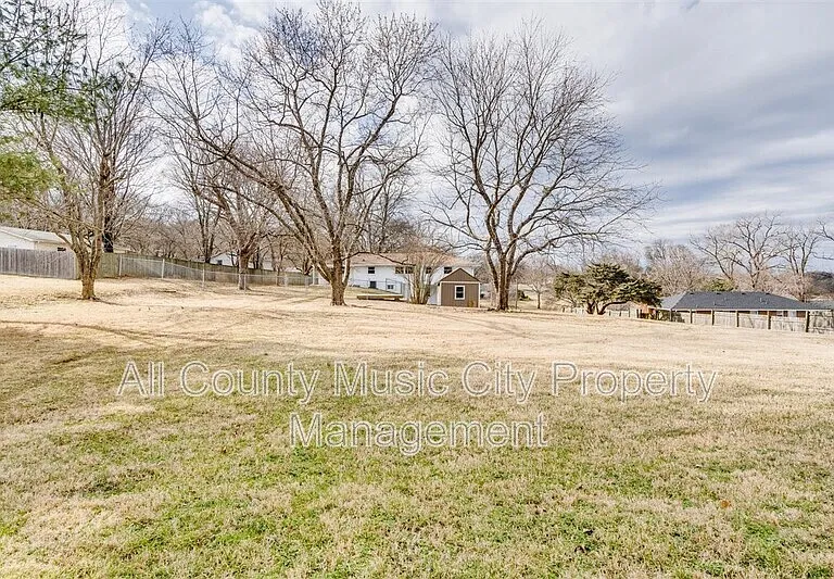 209 Rhine Dr — Photo 27