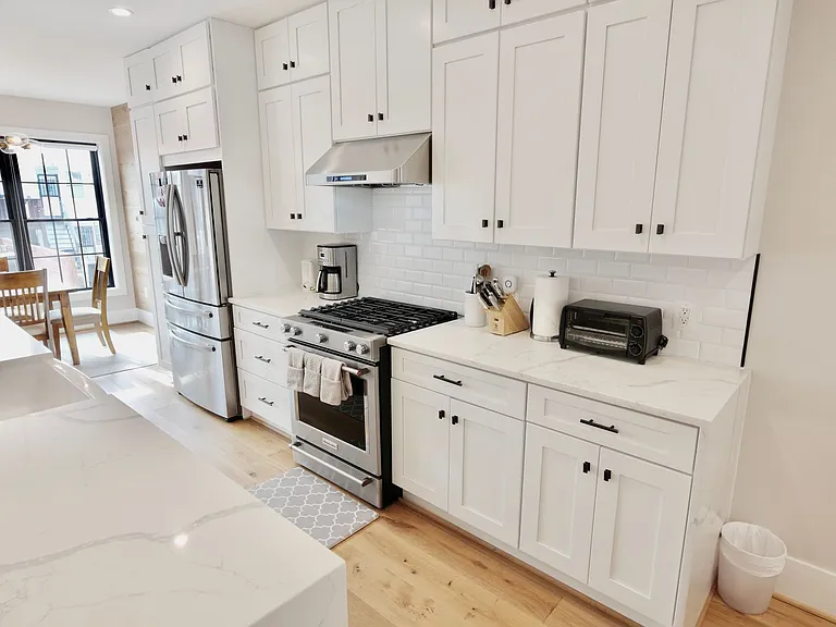 1454 Spring Rd NW — Photo 10