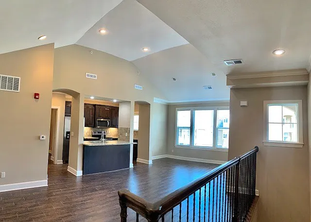 Mansions At Canyon Creek Apartments — Photo 45
