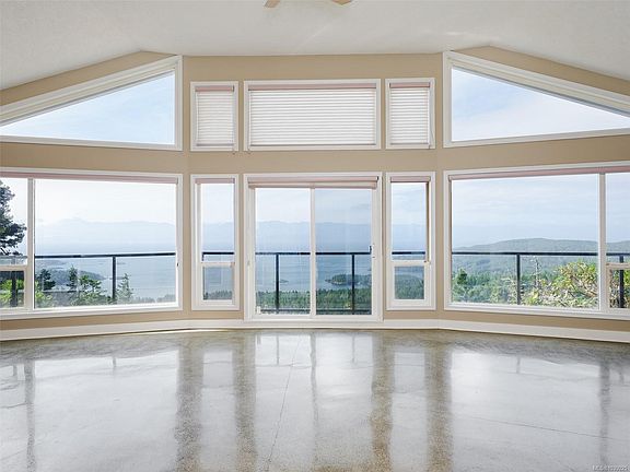 5th image of 560 Wilderness Pl