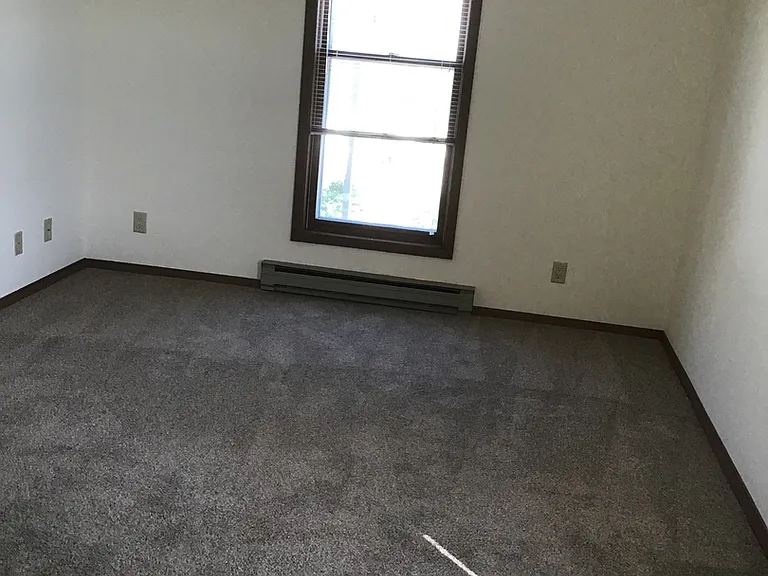 High Point Commons Apartments — Photo 42