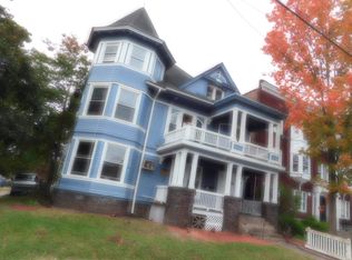 1470 Chapel St #2, New Haven, CT 06511